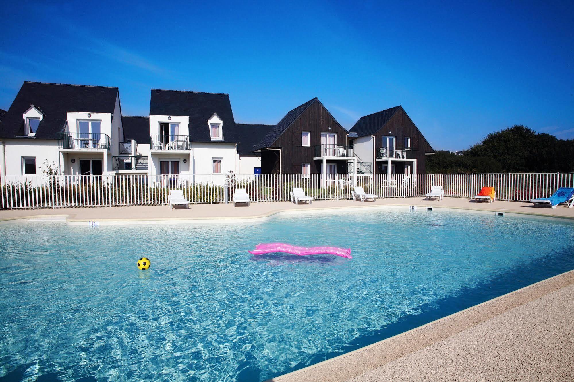 Residence Nemea Les Roches แซ็ง-โปล-เดอ-ลีอง ภายนอก รูปภาพ