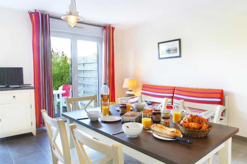 Residence Nemea Les Roches แซ็ง-โปล-เดอ-ลีอง ภายนอก รูปภาพ